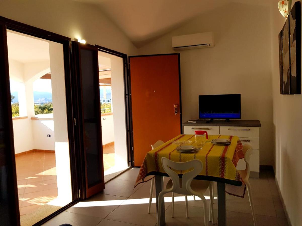 Apartamento Borgo San Giorgio Àrbatax Exterior foto