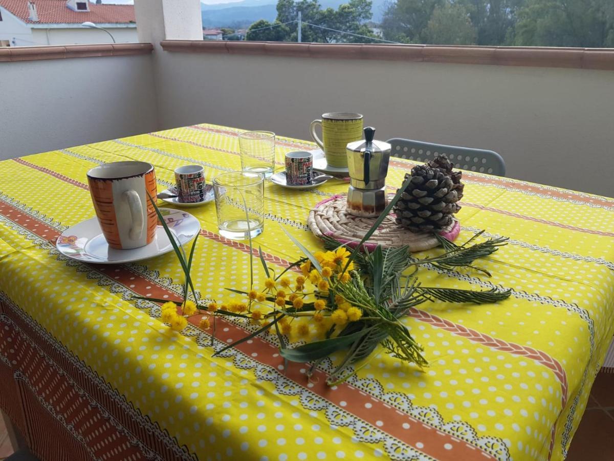 Apartamento Borgo San Giorgio Àrbatax Exterior foto